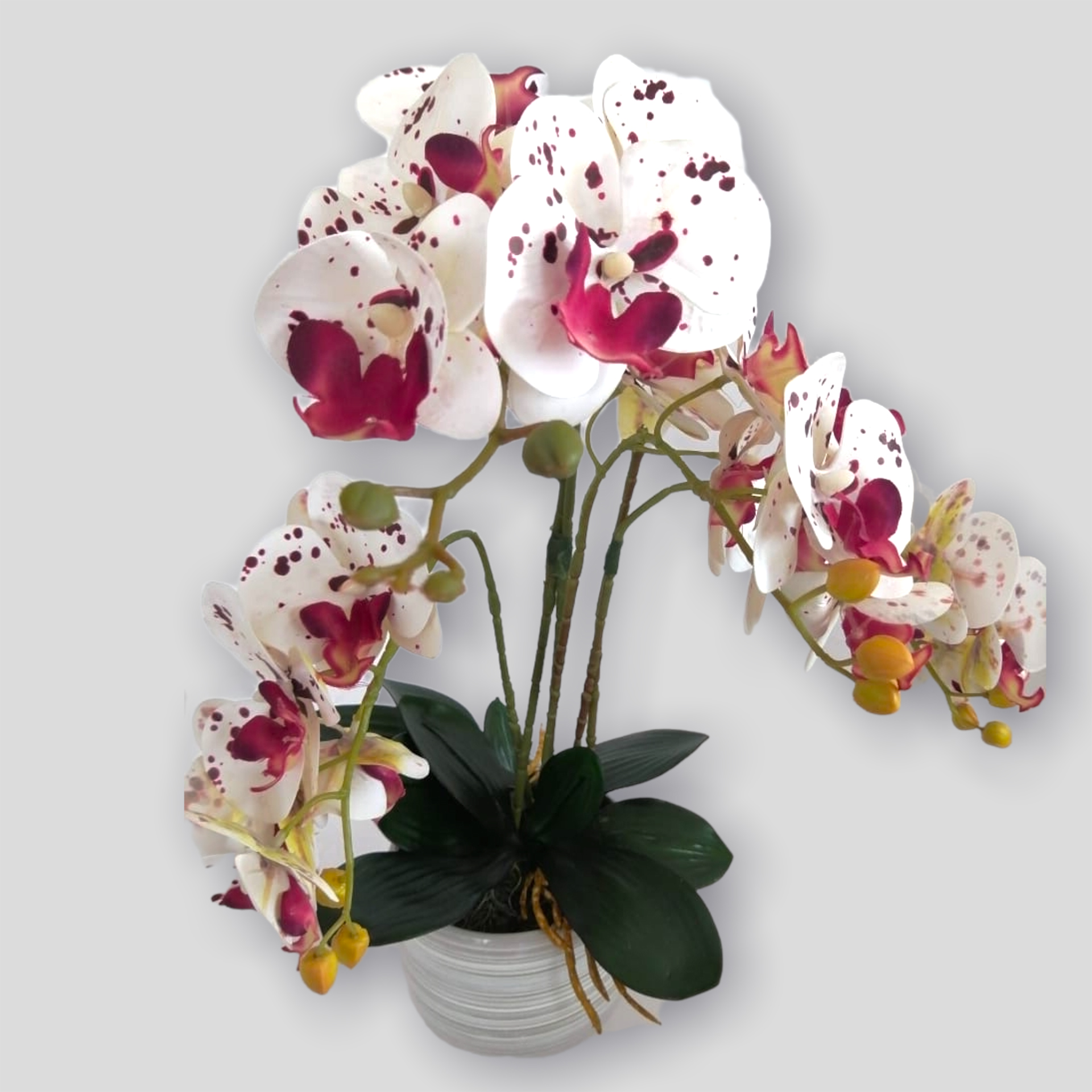 Caja decorativa floral de aluminio repujado de México, 'cascada de flores